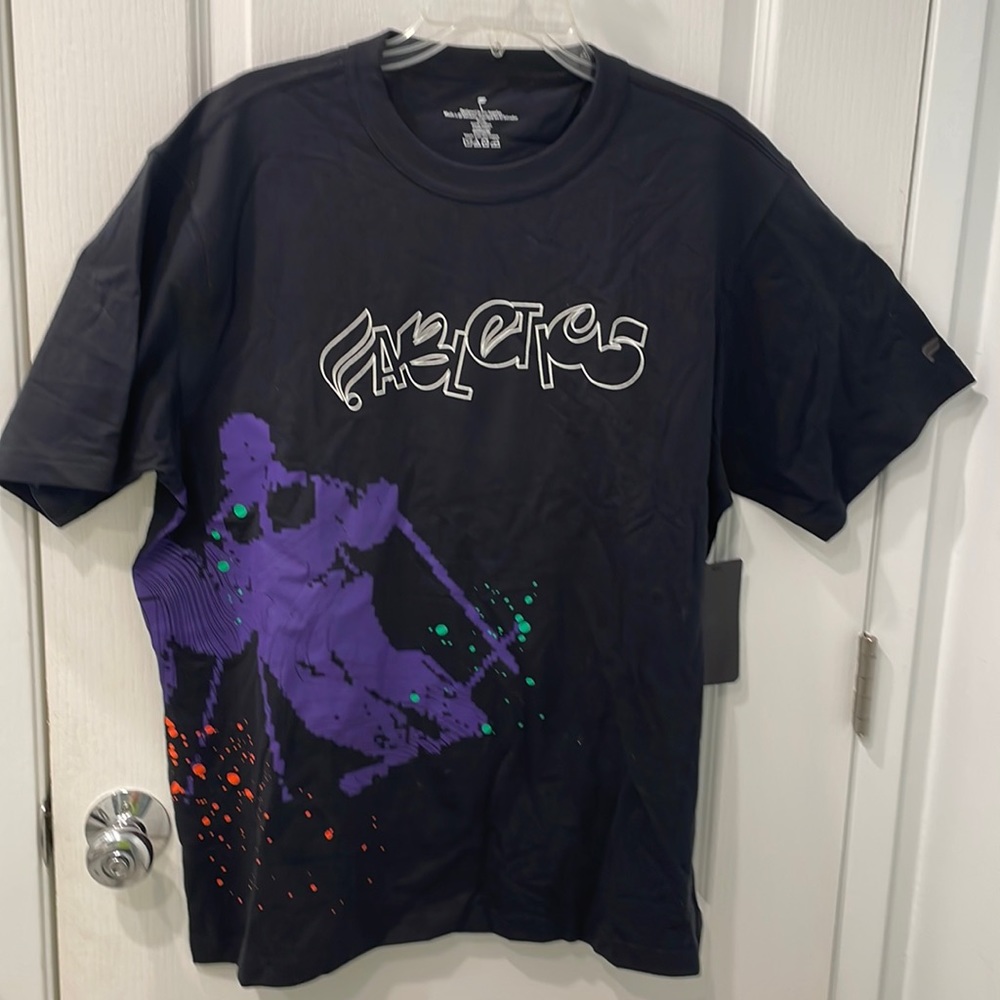 Fabletics Men's Size L Graphic Ski Tee Shirt